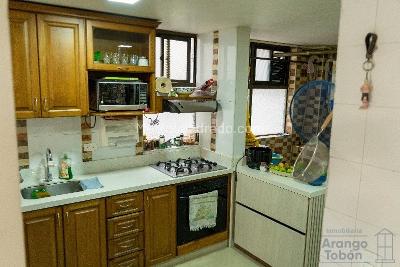 Apartamento de 4 alcobas en venta en Laureles, Medellín, 119 m² · foto 5 de 16