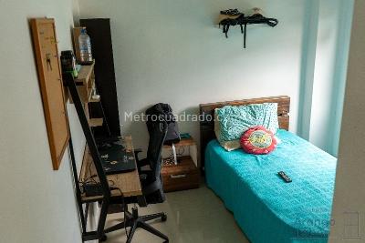 Apartamento de 4 alcobas en venta en Laureles, Medellín, 119 m² · foto 9 de 16