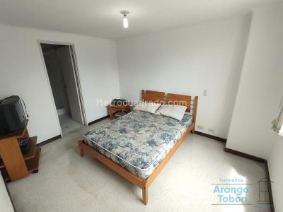 Apartaestudio en venta en Conquistadores, Medellín, 45 m² · foto 7 de 10