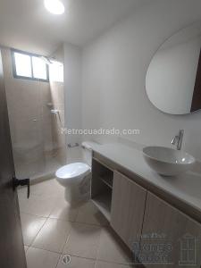 Apartamento de 3 alcobas en arriendo en Nutibara, Medellín, 76 m² · foto 11 de 13