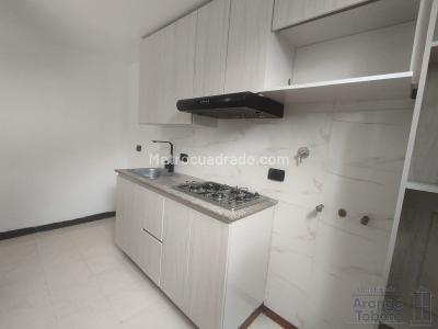 Apartamento de 3 alcobas en arriendo en Nutibara, Medellín, 76 m² · foto 4 de 13