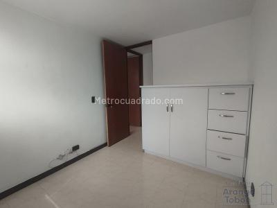 Apartamento de 3 alcobas en arriendo en Nutibara, Medellín, 76 m² · foto 7 de 13