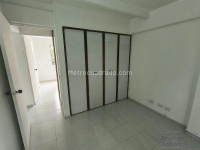 Apartamento en arriendo en La Mota, Medellín · foto 6 de 10