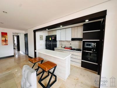 Apartamento de 3 alcobas en arriendo en Laureles, Medellín, 125 m² · foto 4 de 15