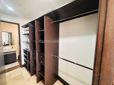 Apartamento de 3 alcobas en arriendo en Laureles, Medellín, 125 m² · foto 14 de 15