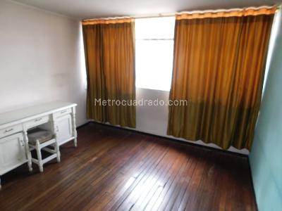 Casa de 4 alcobas en venta en San Miguel, Bogotá, 228 m² · foto 19 de 20