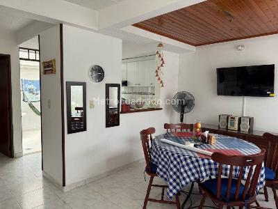 Casa de 3 alcobas en venta en Cerro Campestre, Villavicencio, 150 m² · foto 2 de 20