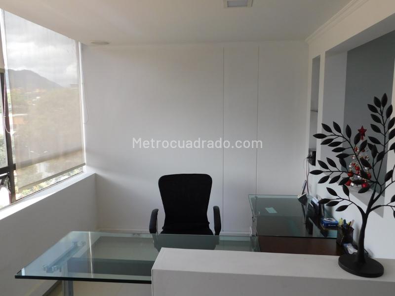 Oficina en Arriendo, El Lago, Bogotá D.C. - Więcej