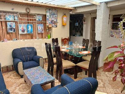Casa de 5 alcobas en venta en Santa Lucia, Bogotá, 208 m² · foto 7 de 9
