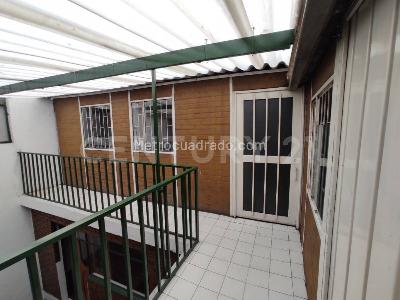 Casa en venta en Molinos Del Sur, Bogotá · foto 2 de 20