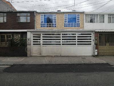 Casa de 5 alcobas en venta en Primavera Occidental, Bogotá, 128 m² · foto 8 de 8