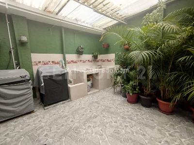 Casa de 5 alcobas en venta en Santa Isabel, Bogotá, 204 m² · foto 17 de 20