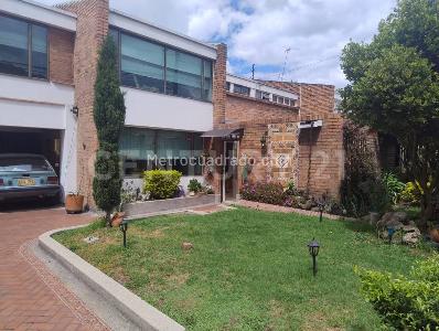 Casa en venta en Niza, Bogotá · foto 10 de 20