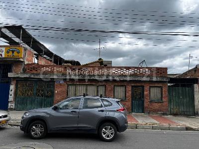 Casa de 5 alcobas en venta en Funza, Funza, 674 m² · foto 2 de 7