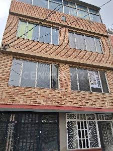 Casa de 5 alcobas en venta en Usme, Bogotá, 92 m² · foto 3 de 20