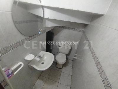 Casa de 3 alcobas en venta en Ciudad Kennedy, Bogotá, 120 m² · foto 7 de 16