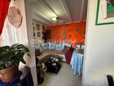 Casa de 3 alcobas en venta en Llano Grande, Soacha, 51 m² · foto 4 de 13