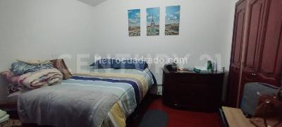 Casa de 5 alcobas en venta en Las Americas, Bogotá, 400 m² · foto 9 de 14