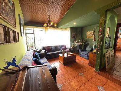 Casa de 5 alcobas en venta en Las Villas, Bogotá, 261 m² · foto 5 de 20
