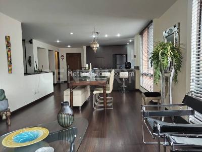 Apartamento de 3 alcobas en venta en Chico Norte San Patricio, Bogotá, 137 m² · foto 11 de 20
