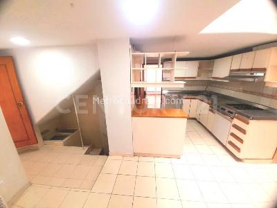 Casa de 5 alcobas en venta en Los Rosales, Bogotá, 134 m² · foto 11 de 20