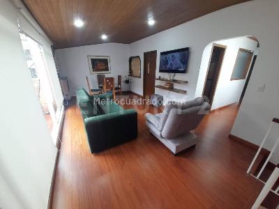 Casa de 5 alcobas en venta en Los Rosales, Bogotá, 134 m² · foto 16 de 20