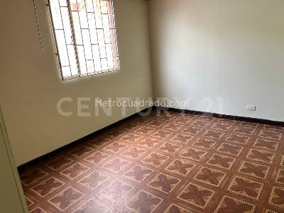 Casa en venta en Villas De Granada, Bogotá · foto 19 de 20