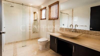 Casa de 3 alcobas en venta en San Jose De Bavaria, Bogotá, 100 m² · foto 17 de 20