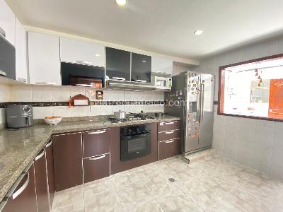 Casa de 5 alcobas en venta en Samaria, Chía, 220 m² · foto 6 de 20