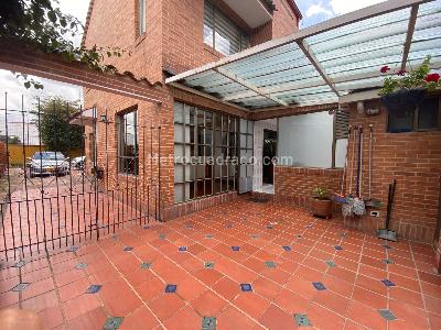 Casa de 5 alcobas en venta en Samaria, Chía, 220 m² · foto 9 de 20
