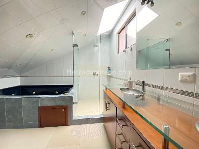 Casa de 5 alcobas en venta en Samaria, Chía, 220 m² · foto 19 de 20