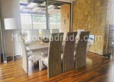 Casa de 4 alcobas en venta en San Sebastián, Bogotá, 481 m² · foto 6 de 16