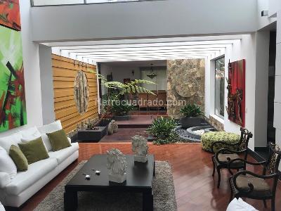 Casa de 4 alcobas en venta en San Simon, Bogotá, 400 m² · foto 3 de 17