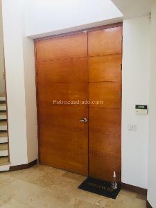 Casa de 5 alcobas en venta en Guaymaral San Simon, Bogotá, 400 m² · foto 2 de 20