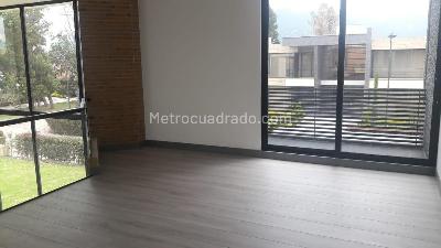 Casa de 5 alcobas en venta en Guaymaral, Bogotá, 560 m² · foto 12 de 20