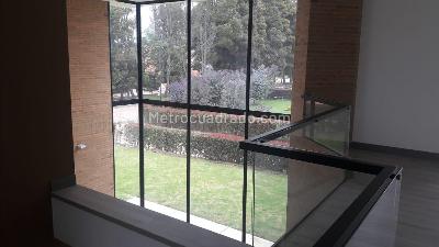 Casa de 5 alcobas en venta en Guaymaral, Bogotá, 560 m² · foto 14 de 20