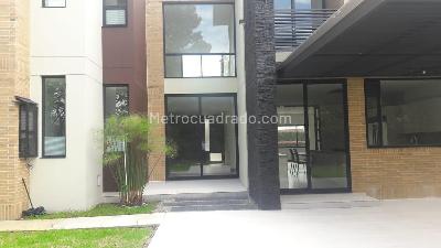 Casa de 5 alcobas en venta en Guaymaral, Bogotá, 560 m² · foto 5 de 20