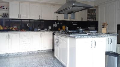 Casa de 4 alcobas en venta en San Jose De Bavaria, Bogotá · foto 8 de 20