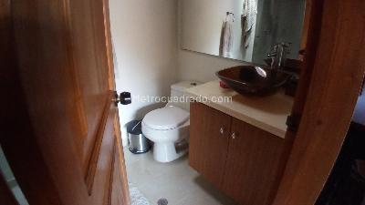 Casa de 4 alcobas en venta en San Jose De Bavaria, Bogotá, 400 m² · foto 16 de 20