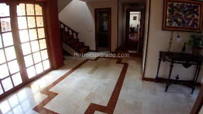 Casa de 4 alcobas en venta en San Jose De Bavaria, Bogotá, 400 m² · foto 4 de 20