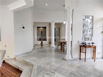Casa de 3 alcobas en venta en San Jose De Bavaria, Bogotá, 370 m² · foto 8 de 20