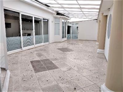 Casa de 3 alcobas en venta en San Jose De Bavaria, Bogotá, 370 m² · foto 13 de 20