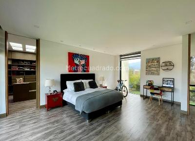 Casa de 4 alcobas en venta en San Sebastian Guaymaral, Bogotá, 1436 m² · foto 10 de 17