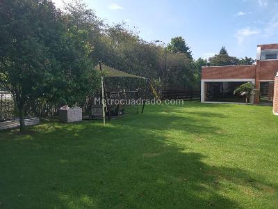 Casa de 4 alcobas en venta en San Simon, Bogotá, 1946 m² · foto 4 de 12