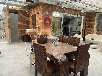 Casa de 4 alcobas en venta en Hacienda San Simon, Bogotá, 1382 m² · foto 9 de 20