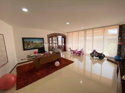 Casa de 4 alcobas en venta en San Jose De Bavaria, Bogotá, 800 m² · foto 7 de 20