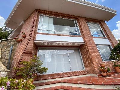 Casa de 4 alcobas en venta en San Jose De Bavaria, Bogotá, 800 m² · foto 19 de 20
