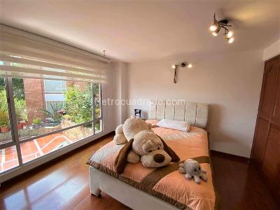 Casa de 4 alcobas en venta en San Jose De Bavaria, Bogotá, 800 m² · foto 13 de 20