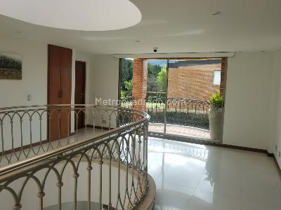 Casa de 4 alcobas en venta en San Sebastian, Bogotá, 600 m² · foto 10 de 15