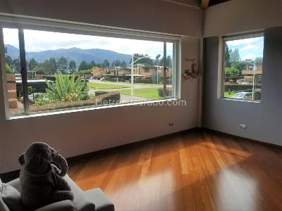 Casa de 4 alcobas en venta en San Sebastian, Bogotá, 600 m² · foto 13 de 15